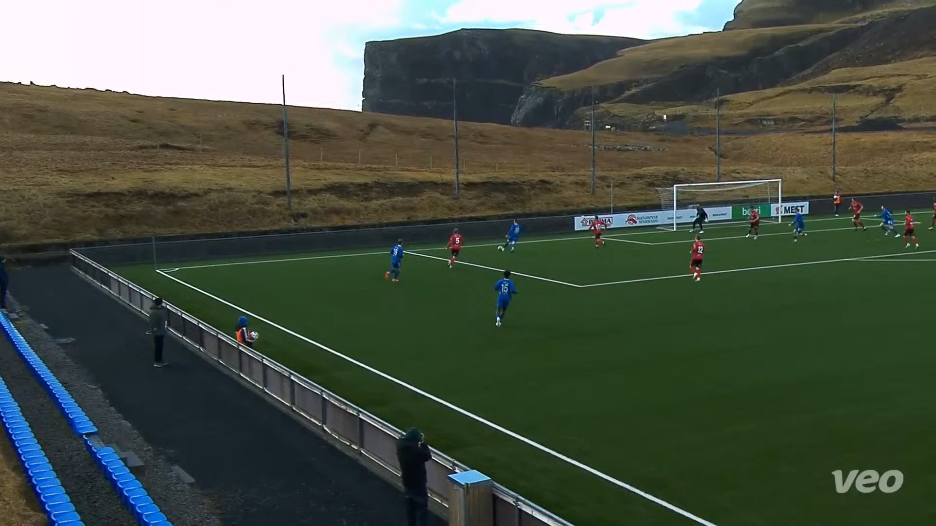 关于法罗群岛对战波斯尼亚,欧锦赛预选赛硝烟弥漫的信息 关于法罗群岛对战波斯尼亚,欧锦赛预选赛硝烟弥漫的信息