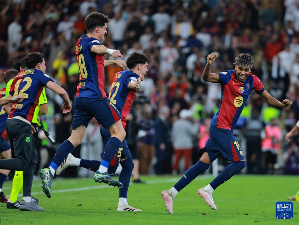 关于完美踢球，一球制胜，球队毫不留情晋级的信息