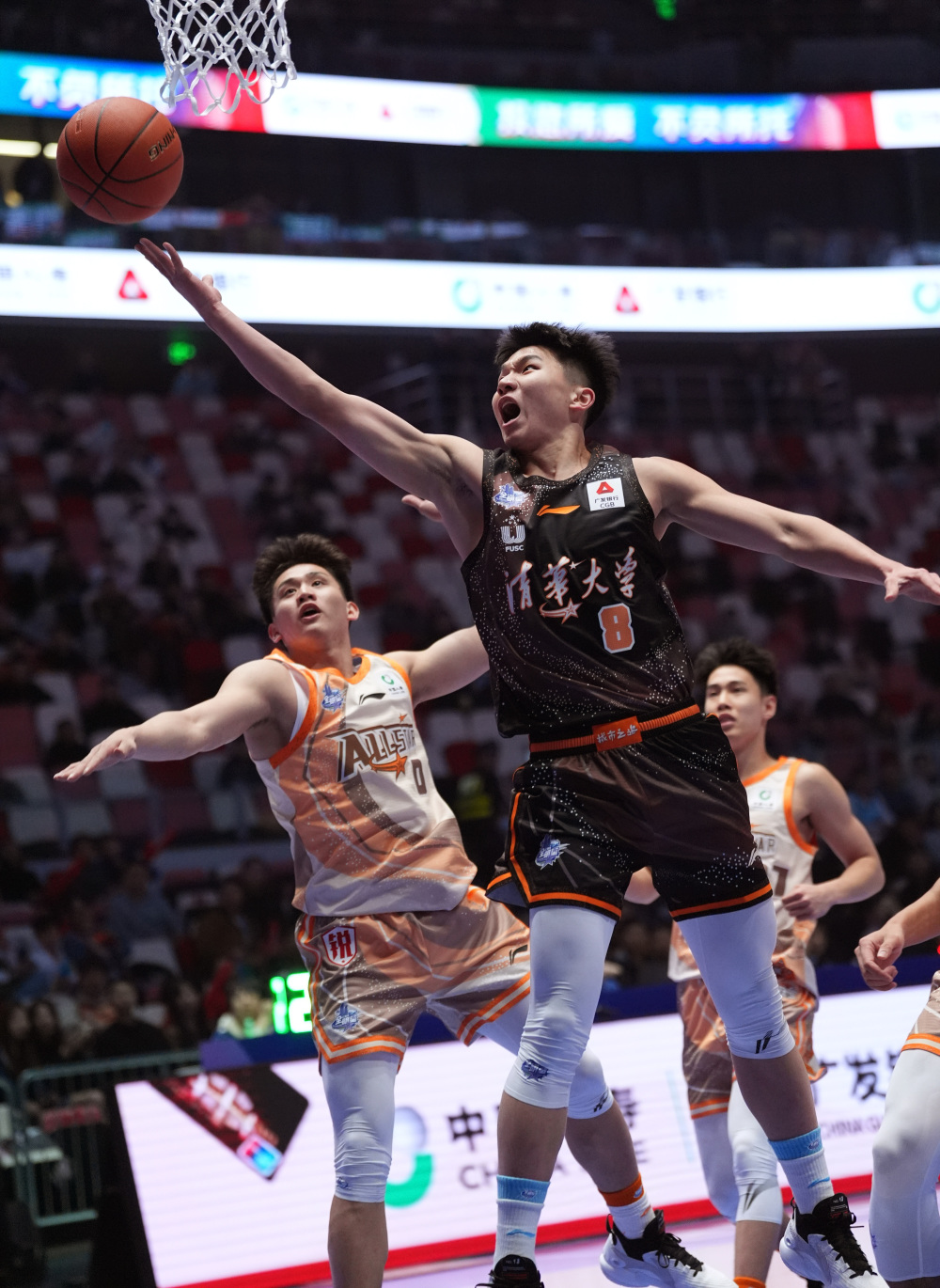 篮球明星队对抗劲敌，战术打法精妙绝伦！