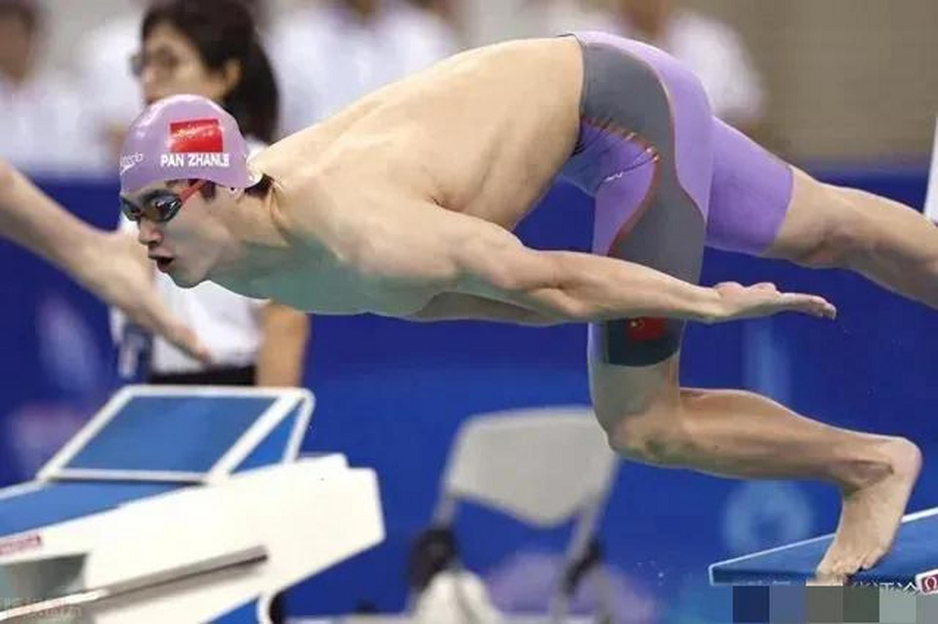 关于游泳男子自由泳半决赛:澳大利亚选手游出最快一泳的信息 关于游泳男子自由泳半决赛:澳大利亚选手游出最快一泳的信息