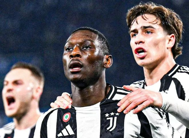 尤文图斯主场大胜，庆祝气氛热烈喜庆的简单介绍