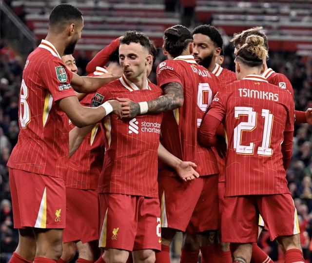 巴萨主场大捷,梅西再次独中两元 巴萨主场大捷,梅西再次独中两元