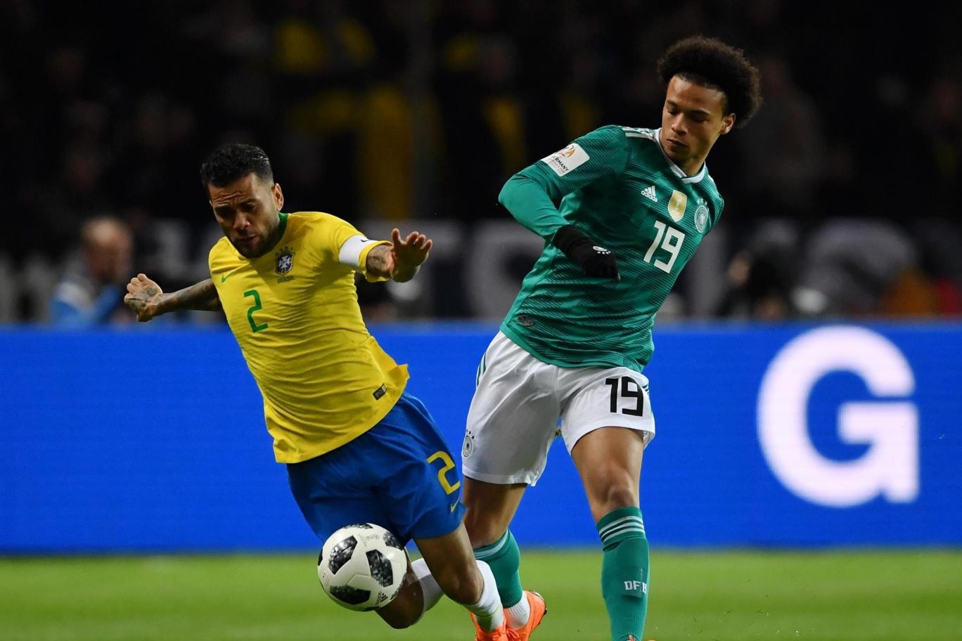 德国天才前锋独造四球，荷兰着实胡涂的简单介绍