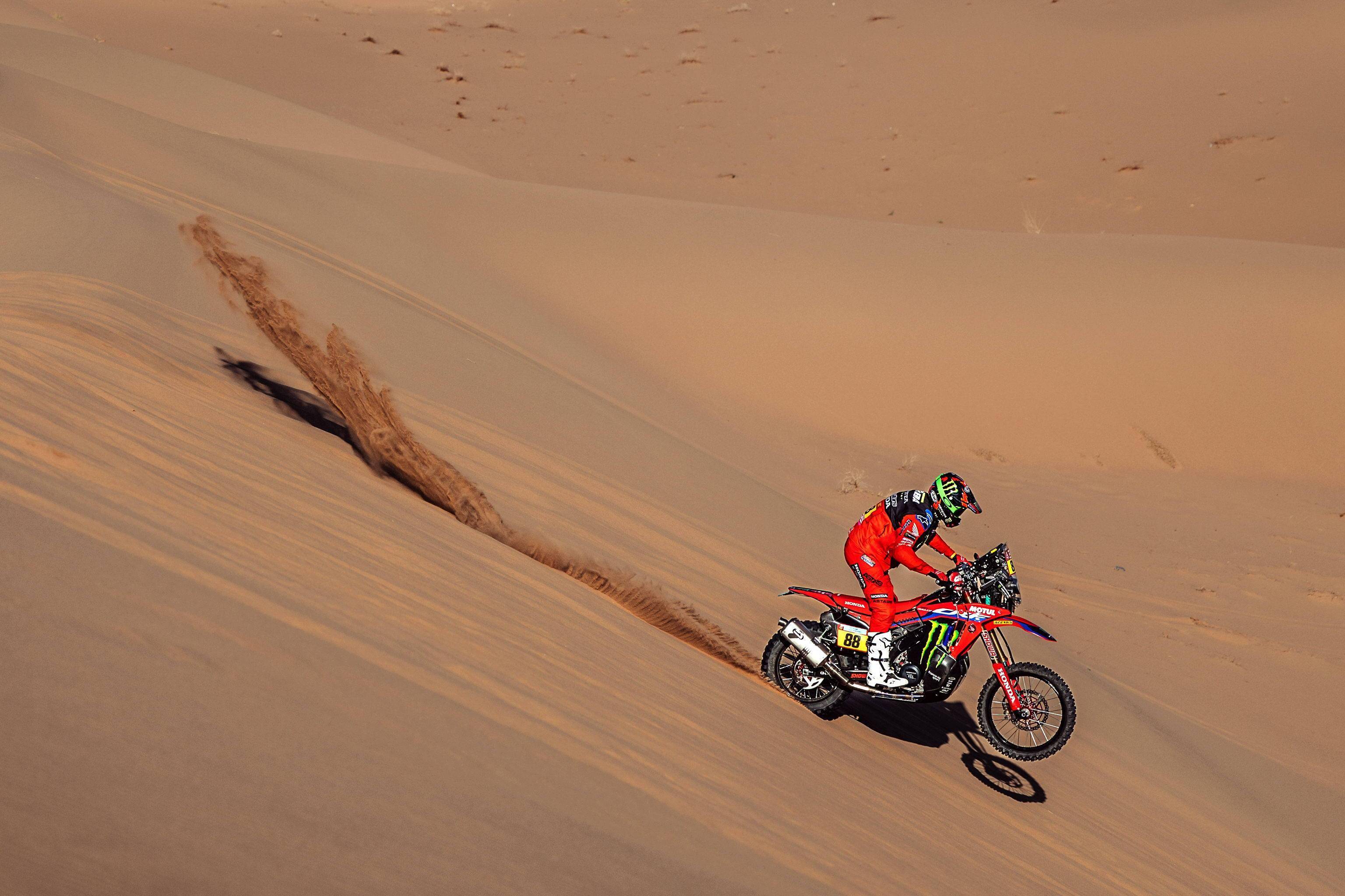 华沙莱吉亚队在国际比赛中获胜