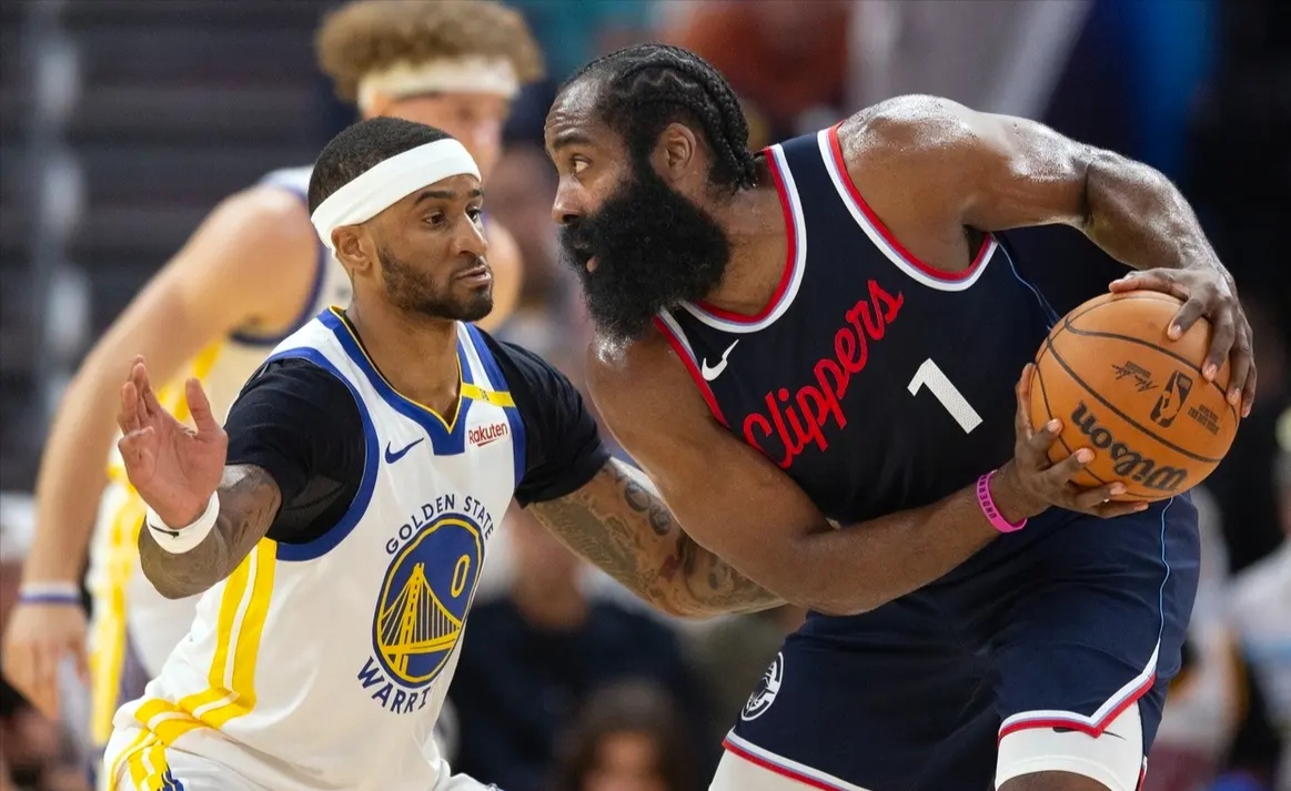 快船主帅战术精准，引领球队赢球