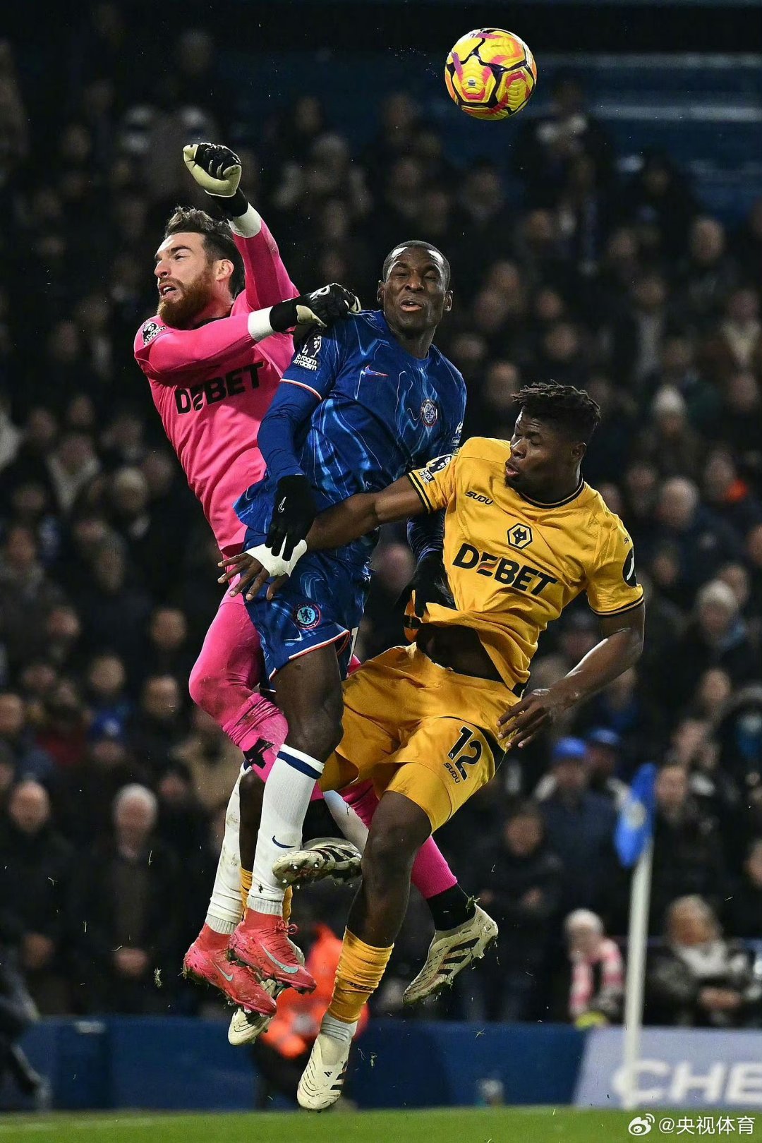 切尔西主场大捷，冠军悬念再添悬疑的简单介绍