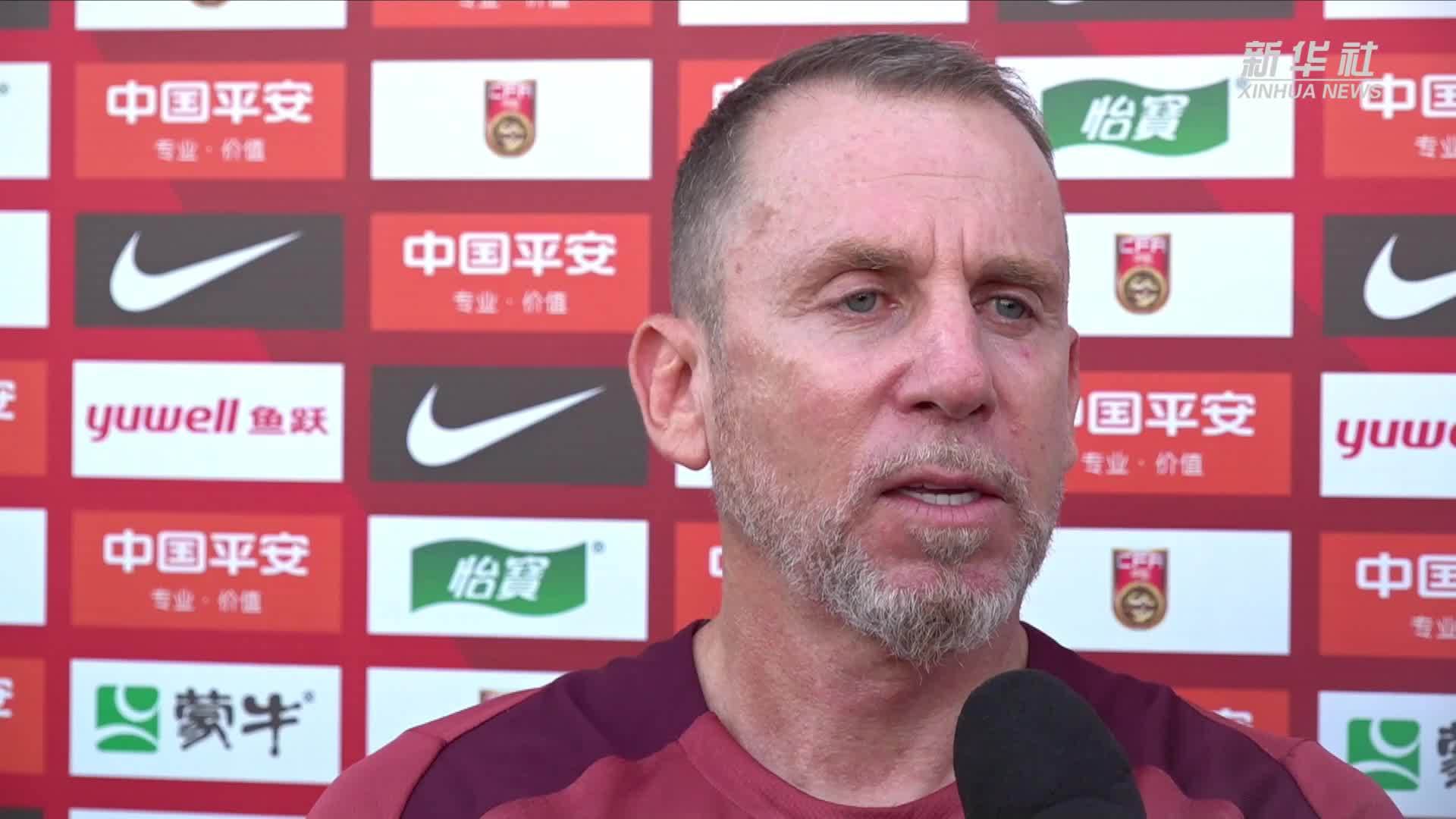 主教练在赛后新闻发布会上表达对球队的信心的简单介绍 主教练在赛后新闻发布会上表达对球队的信心的简单介绍