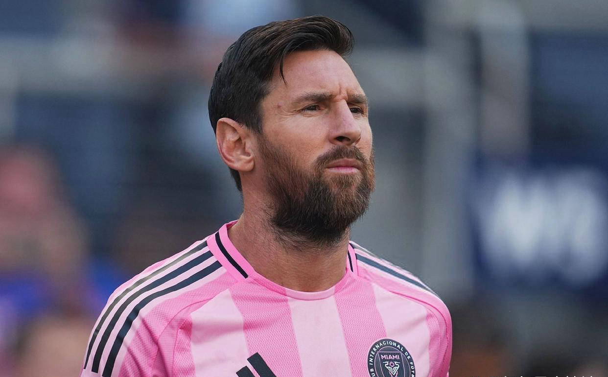 巴萨主场2-0战胜比利亚雷尔,梅西梅开二度闪耀 巴萨主场2-0战胜比利亚雷尔,梅西梅开二度闪耀