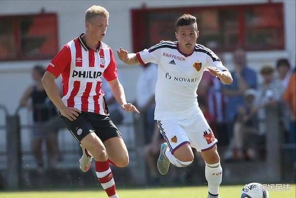 阿贾克斯实现逆袭,力压对手 阿贾克斯实现逆袭,力压对手