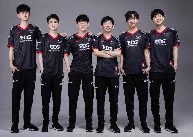 EDG横扫FPX，BDD完成史诗逆转小组赛3:1（巴黎）