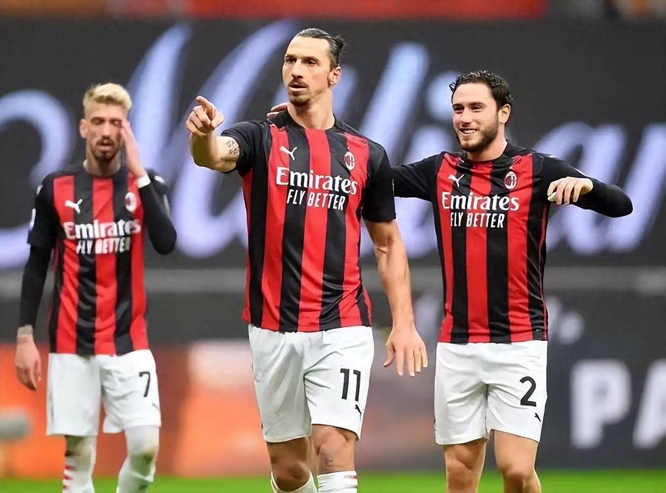 意甲决赛尤文图斯VSAC米兰，冠军之争激烈开启的简单介绍