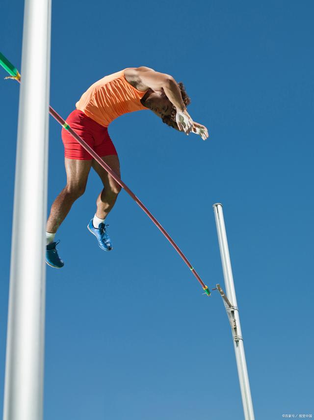 包含跳高比赛选手气势如虹,高度轻松跃过!的词条 包含跳高比赛选手气势如虹,高度轻松跃过!的词条