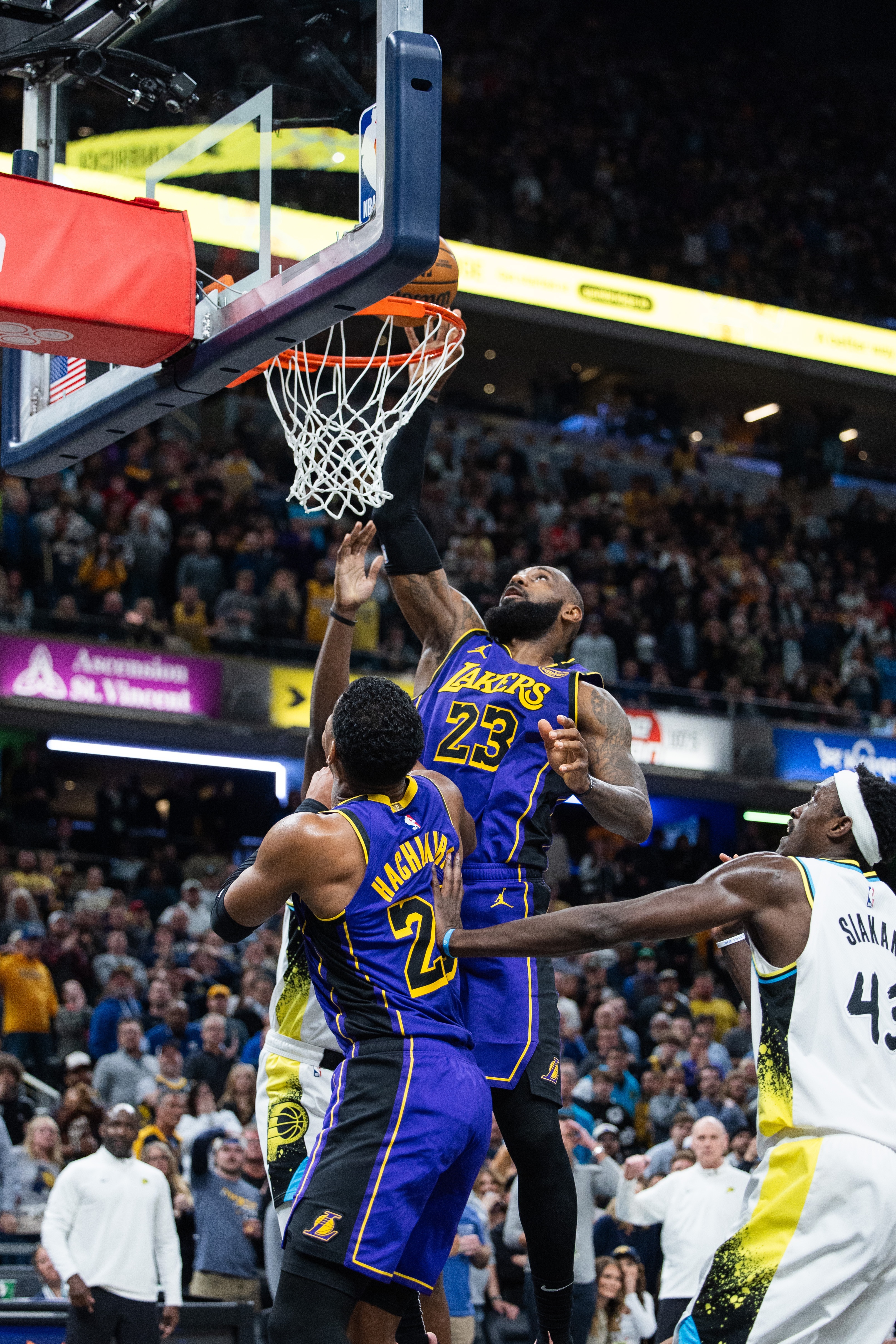 NBA常规赛季后赛攻防大比拼,湖人击败热火取得胜利的简单介绍 NBA常规赛季后赛攻防大比拼,湖人击败热火取得胜利的简单介绍