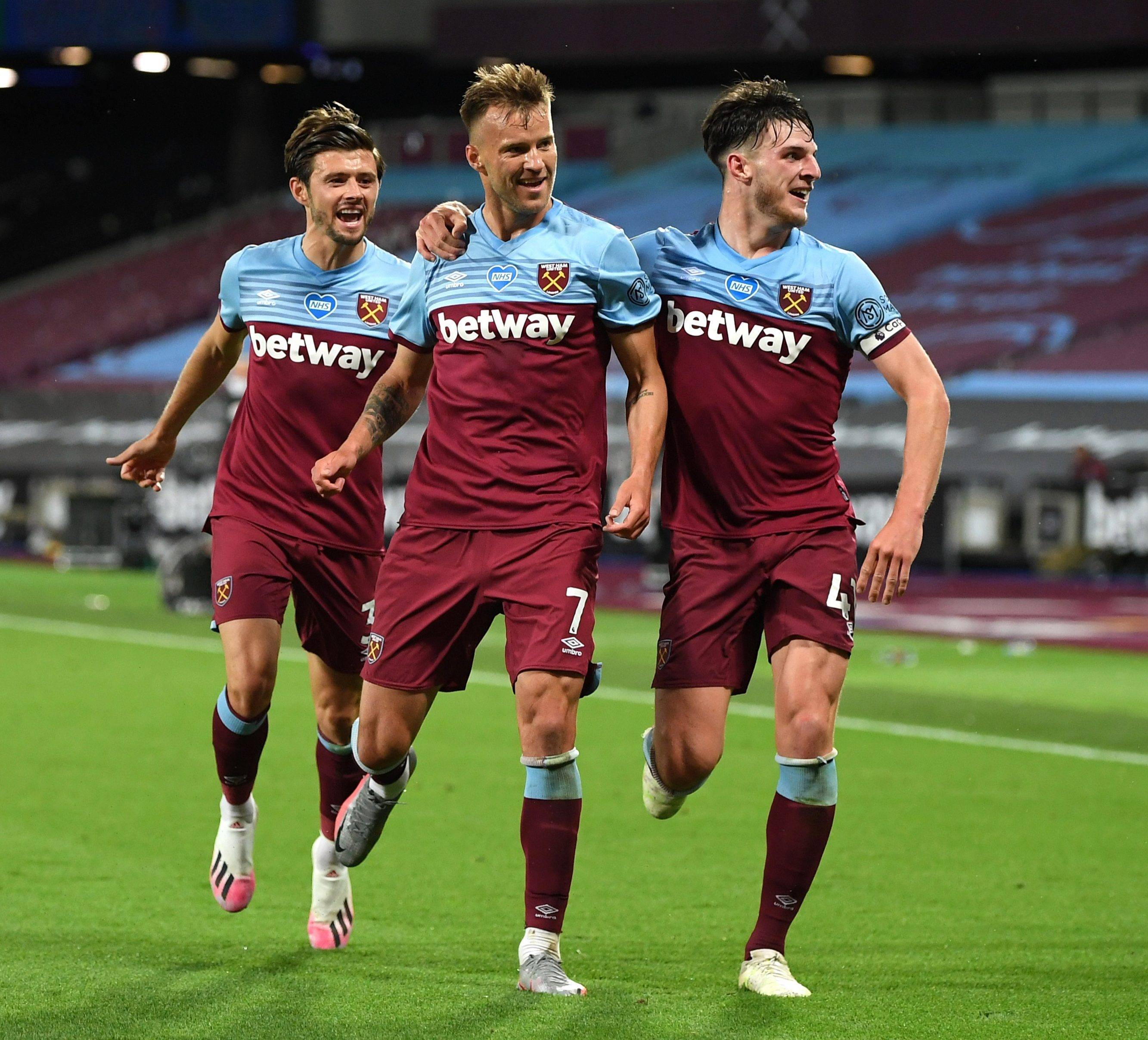 关于焦点大战：足球上演巅峰碰撞的信息