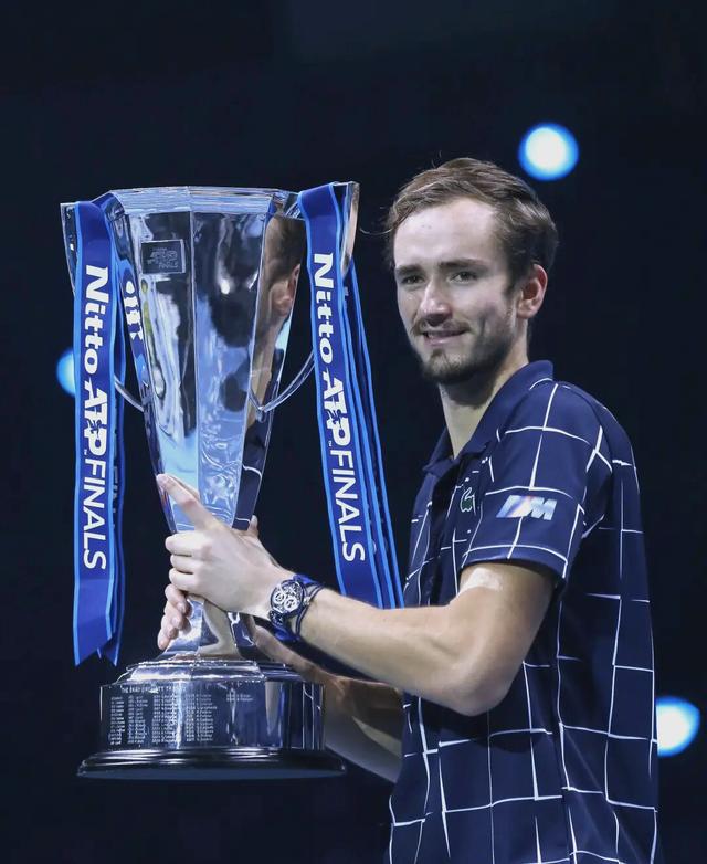 蒙特卡洛大师赛完胜美网，梅德韦杰夫惊艳四座