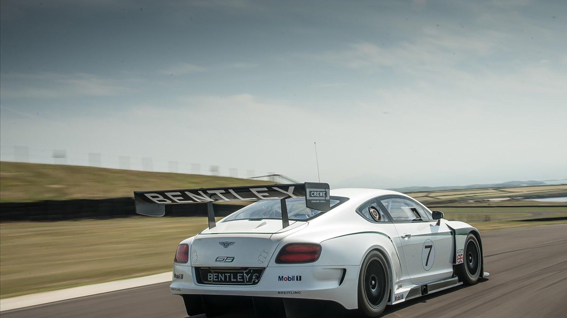 利拉德75分狂飙之夜，世界篮球权力榜为之震颤