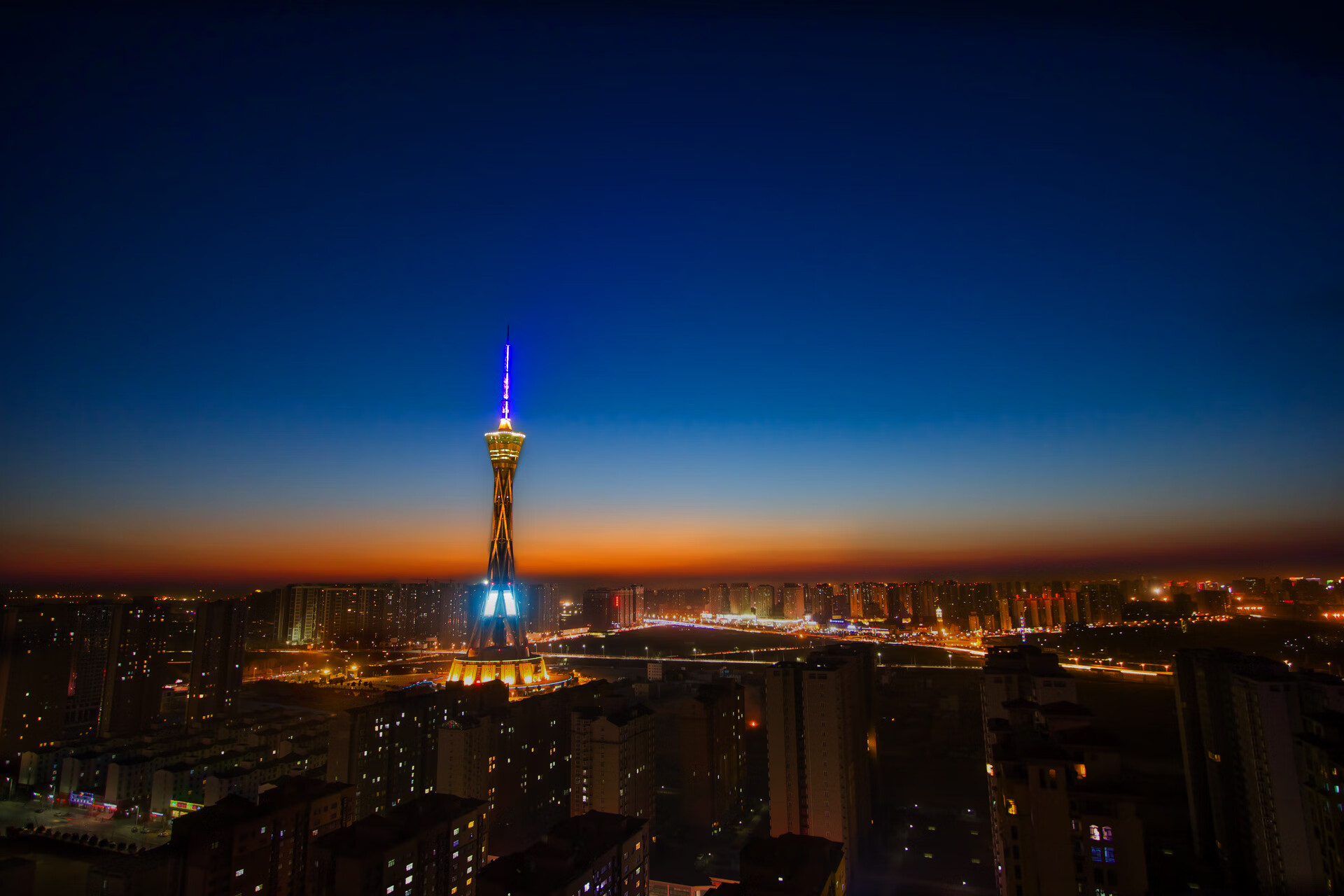 速度与策略的对决，独行侠以F1街道赛式压迫火力碾过浙江队